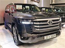 تۆیۆتا لاند کروزەر